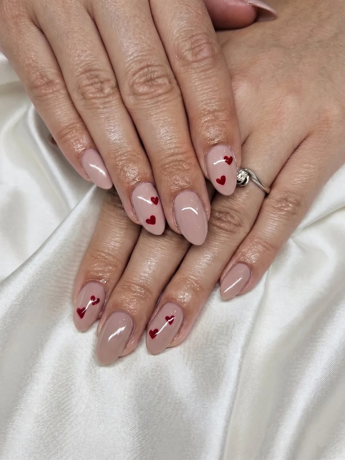 Zennail Studio nail design — romantic nails with subtle details